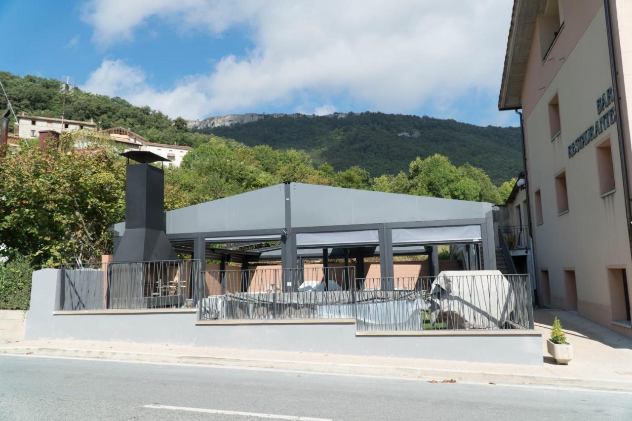 Hostal Restaurante Ibaisek Zudaire Bagian luar foto