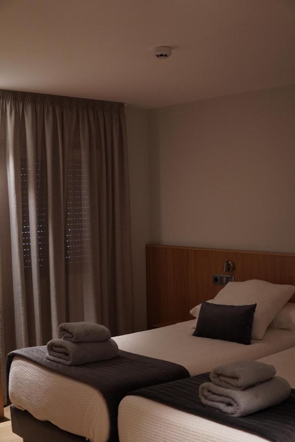 Hostal Restaurante Ibaisek Zudaire Bagian luar foto