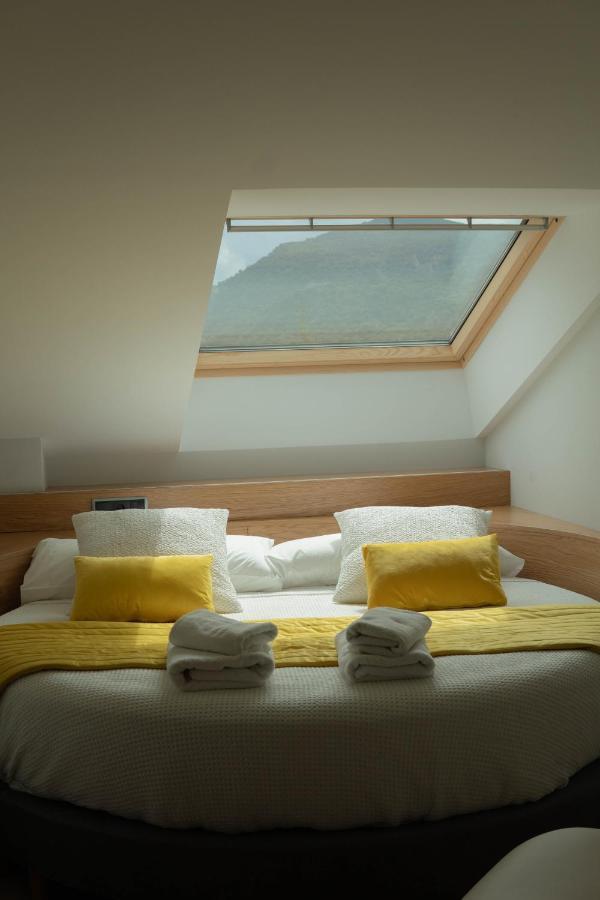 Hostal Restaurante Ibaisek Zudaire Bagian luar foto